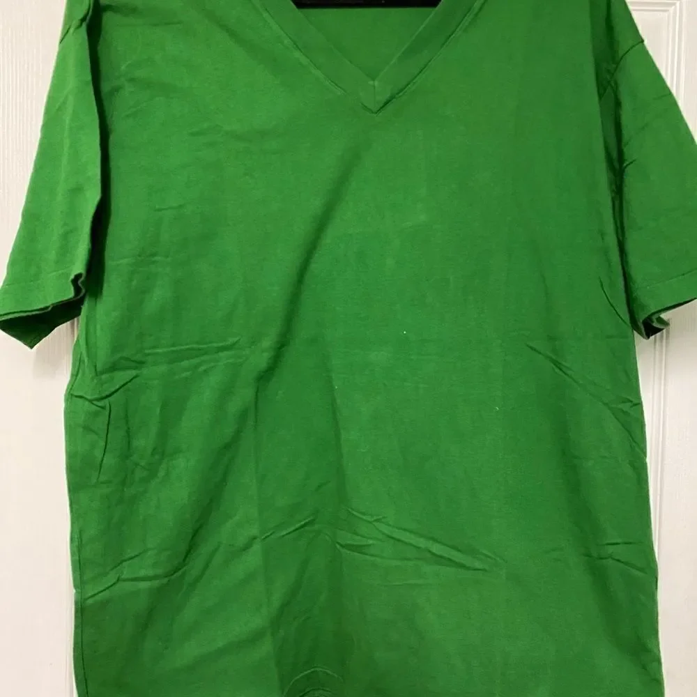 J crew emerald green v neck short sleeve tee/ casual/ comfort/